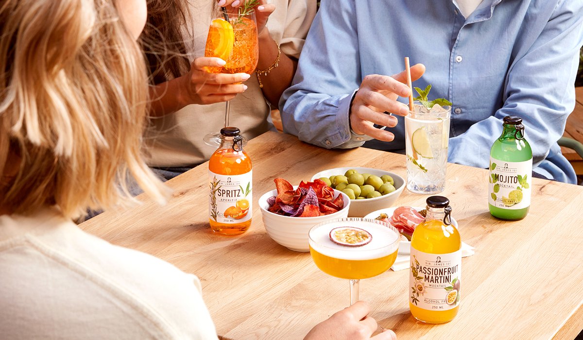 Casoni sigla una partnership strategica con Sir. James 101 per la distribuzione di cocktail analcolici in Italia e Regno Unito