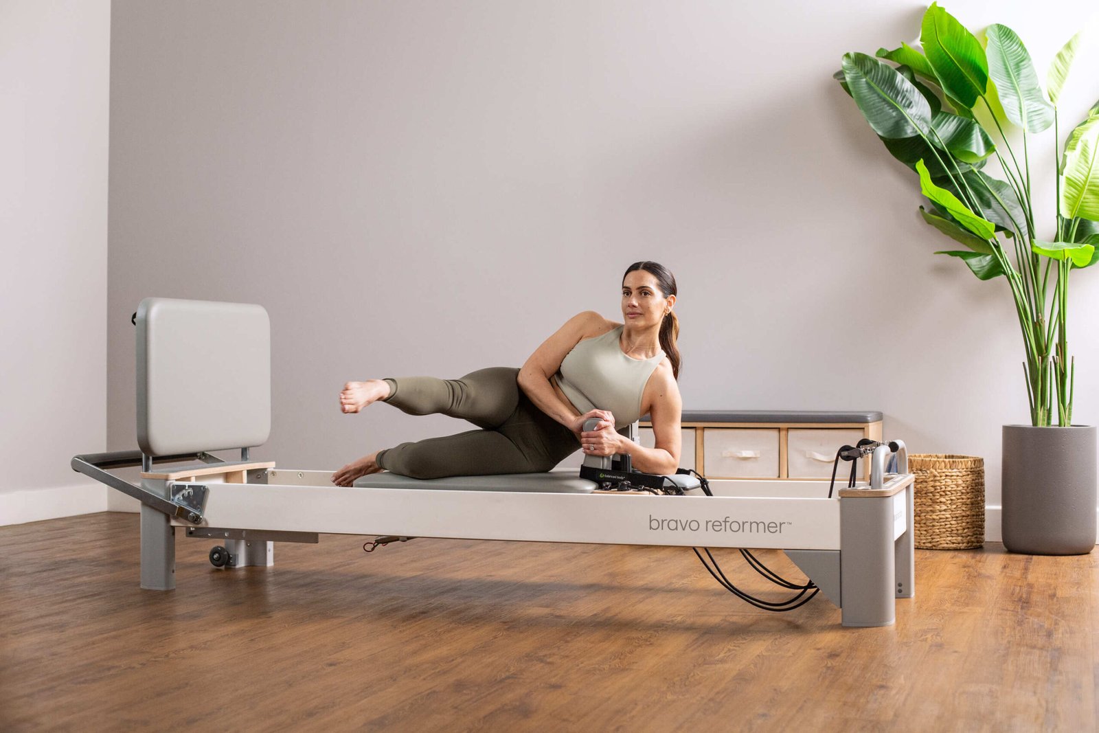 Bravo Reformer_Jumpboard