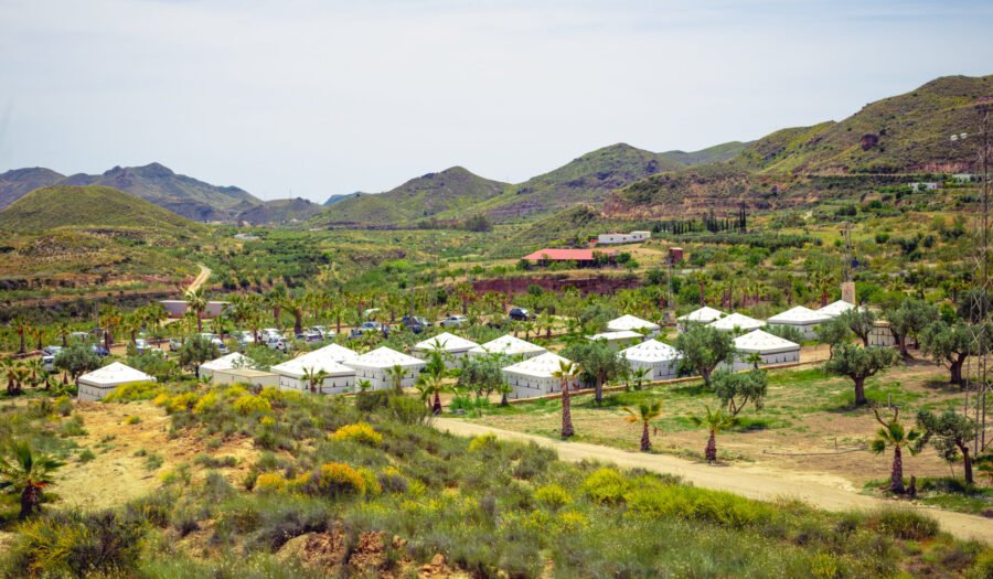 Viaggi outdoor, nuove narrazioni del turismo: 6 mete non convenzionali da scoprire