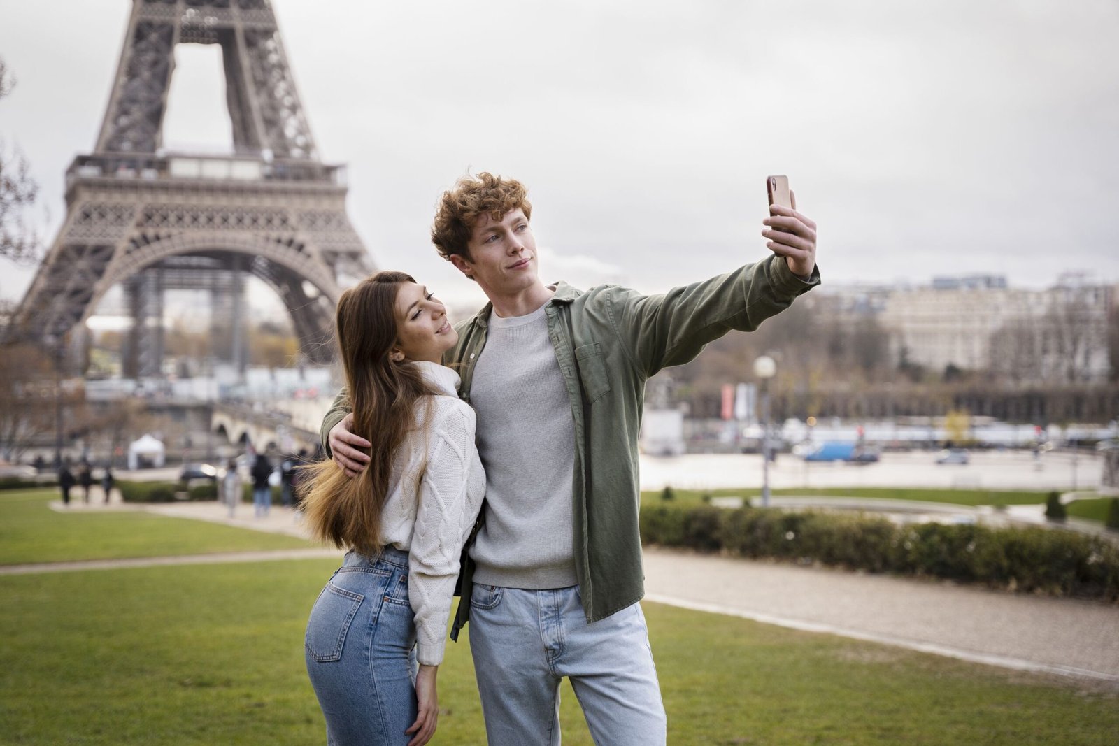 Turismo sempre più caro in Europa: cosa insegna ai brand il nuovo comportamento dei viaggiatori